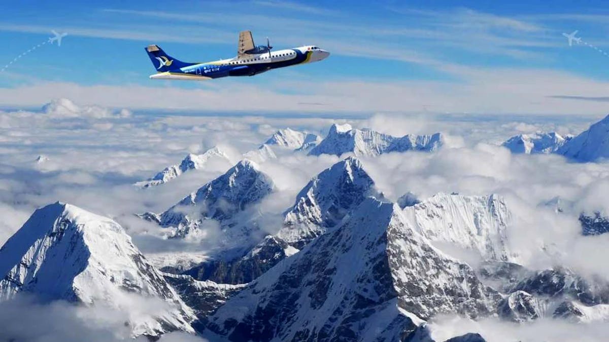 Everest Flight Tour