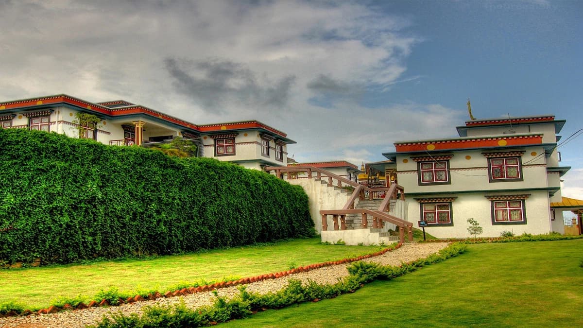 Amitabha Monastery Hiking