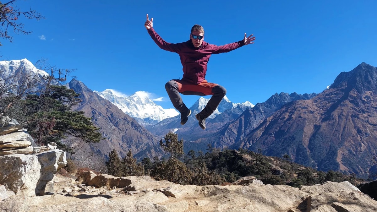 Everest Trekking