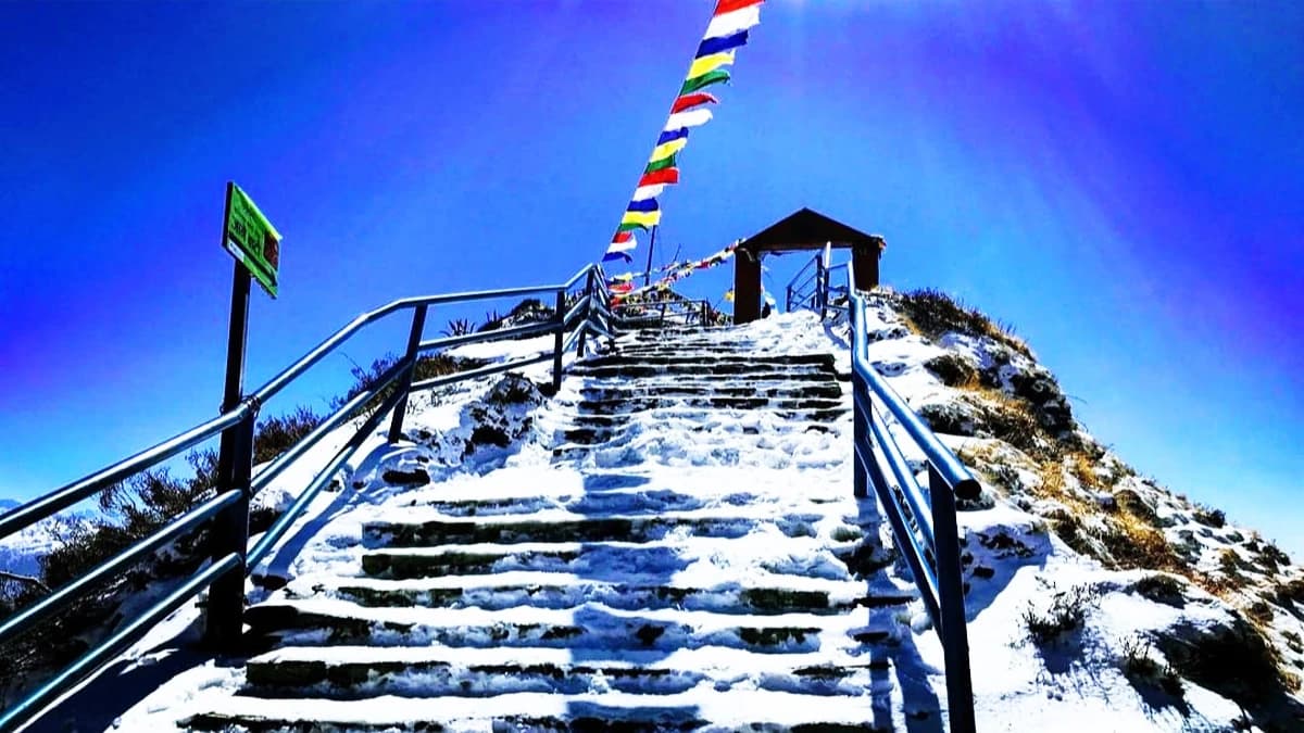 Kalinchowk Tour Package 1 nights/ 2 Days