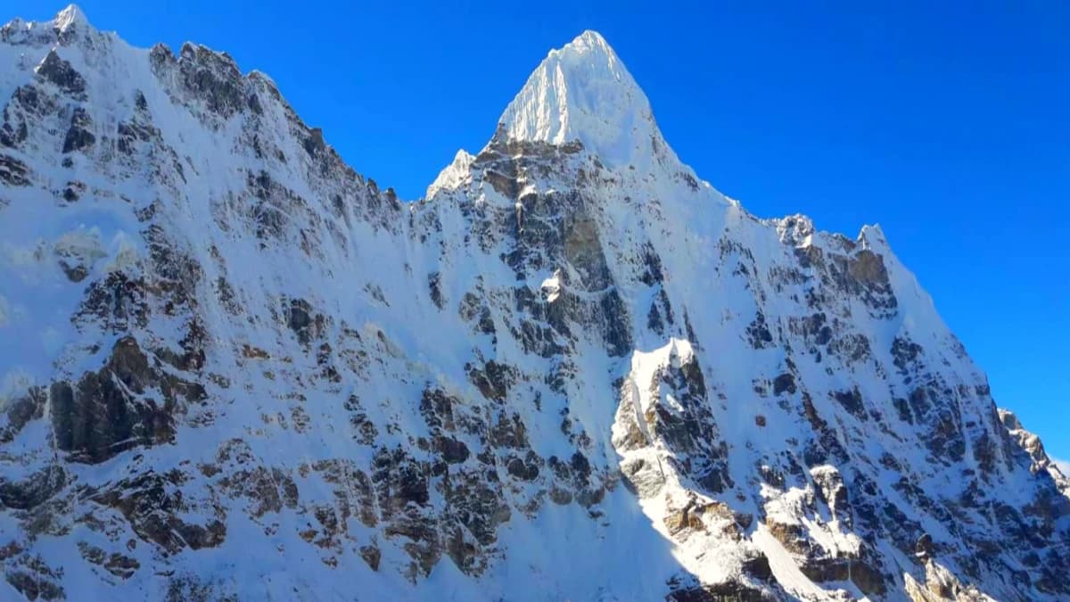 Kanchenjunga South Base Camp Trek