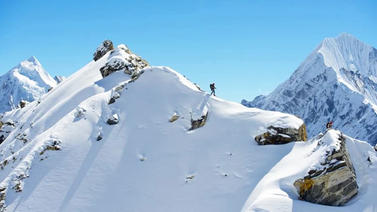 Lobuche Peak Climbing