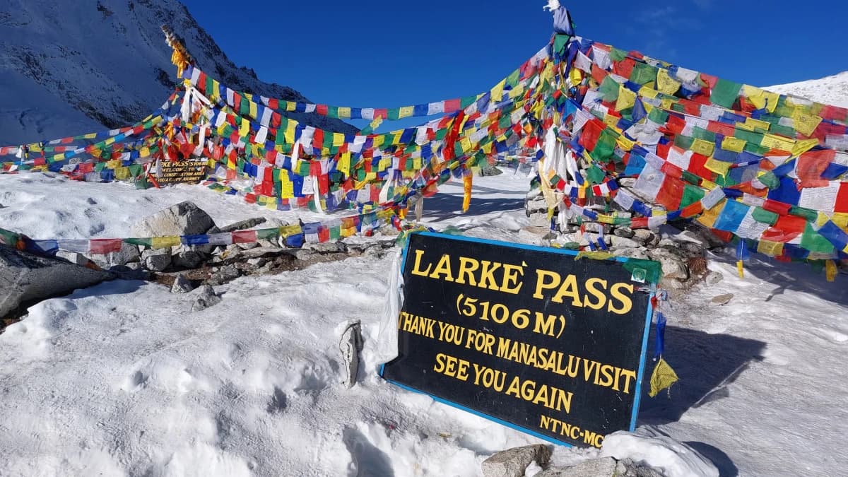 Manaslu and Annapurna Circuit Trek