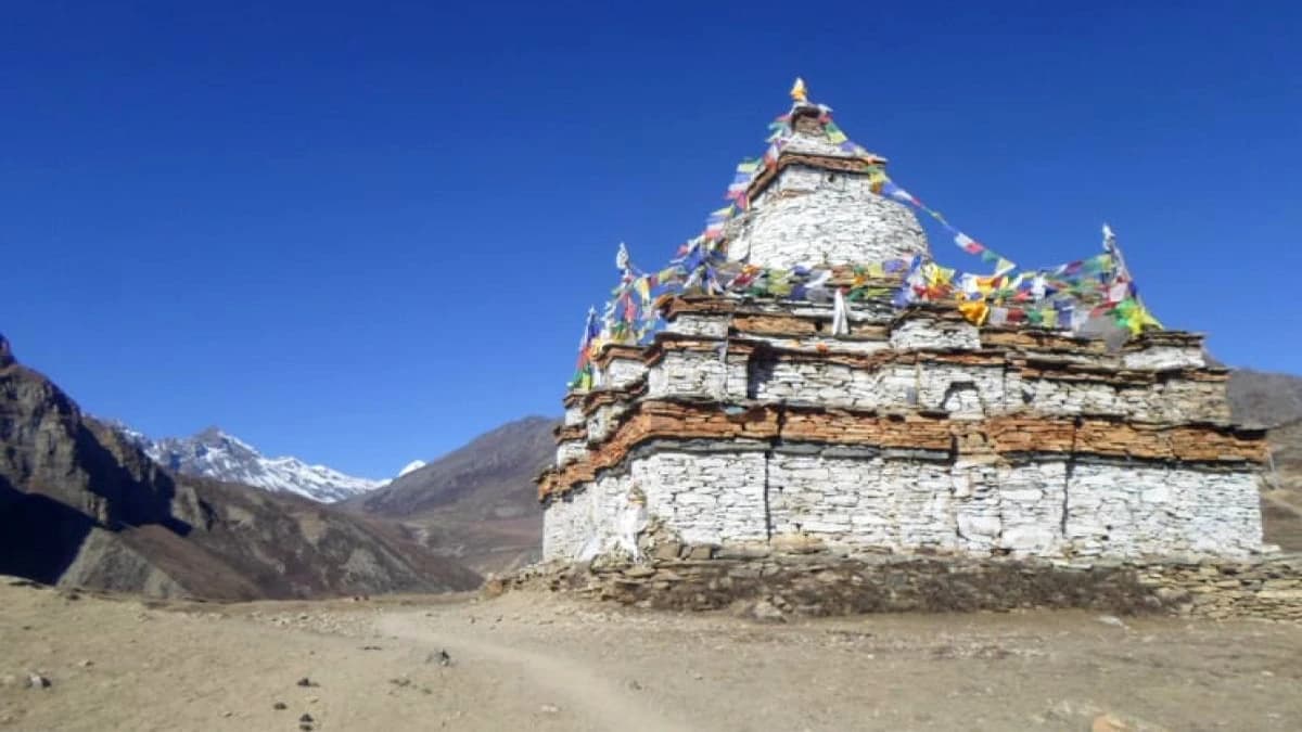 Short Nar Phu Valley Trek