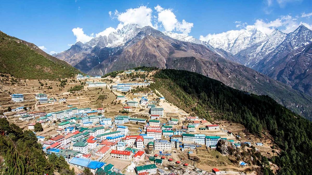 Ama Dablam Base Camp Trek-12 Days