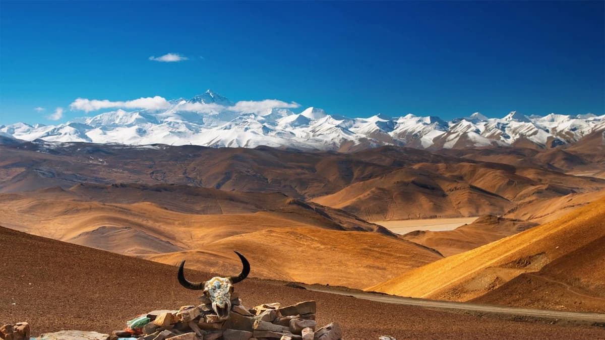 Lhasa Kailash Everest Base camp Tour