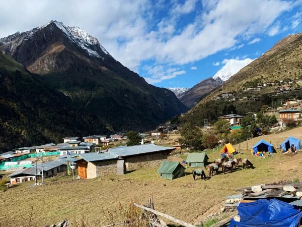 Jomolhari Trek From Nepal 1