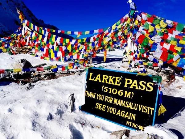 Larky La 5106m Himalayan Trekking Path