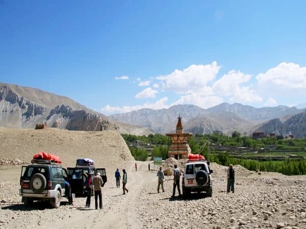 Upper Mustang Jeep Tour