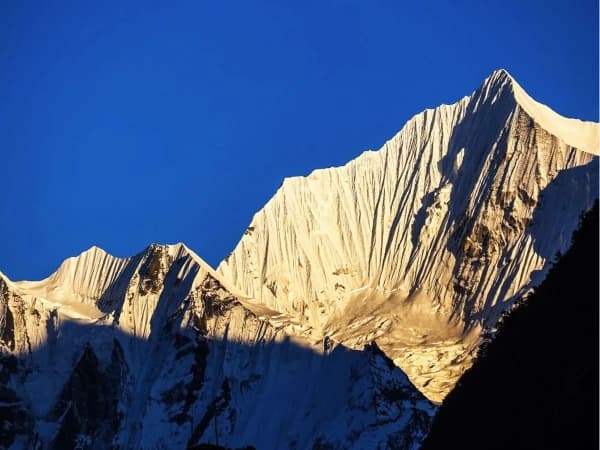 Yala Peak Climbing