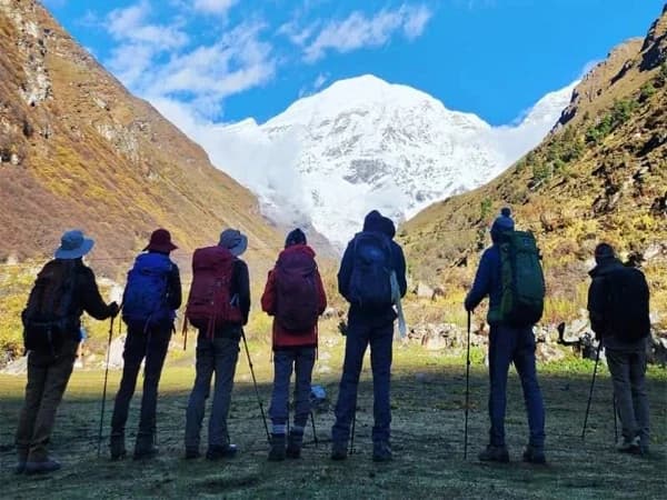 Jomolhari Circuit Trek: 13 Days
