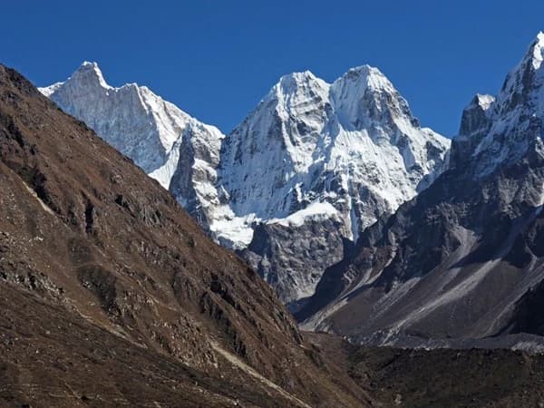 Kanchenjunga Circuit Trek