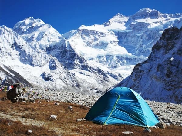Kanchenjunga Lumba Sumba Pass Trek: 30 Days