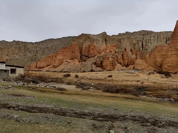 Upper Mustang Bike Tour